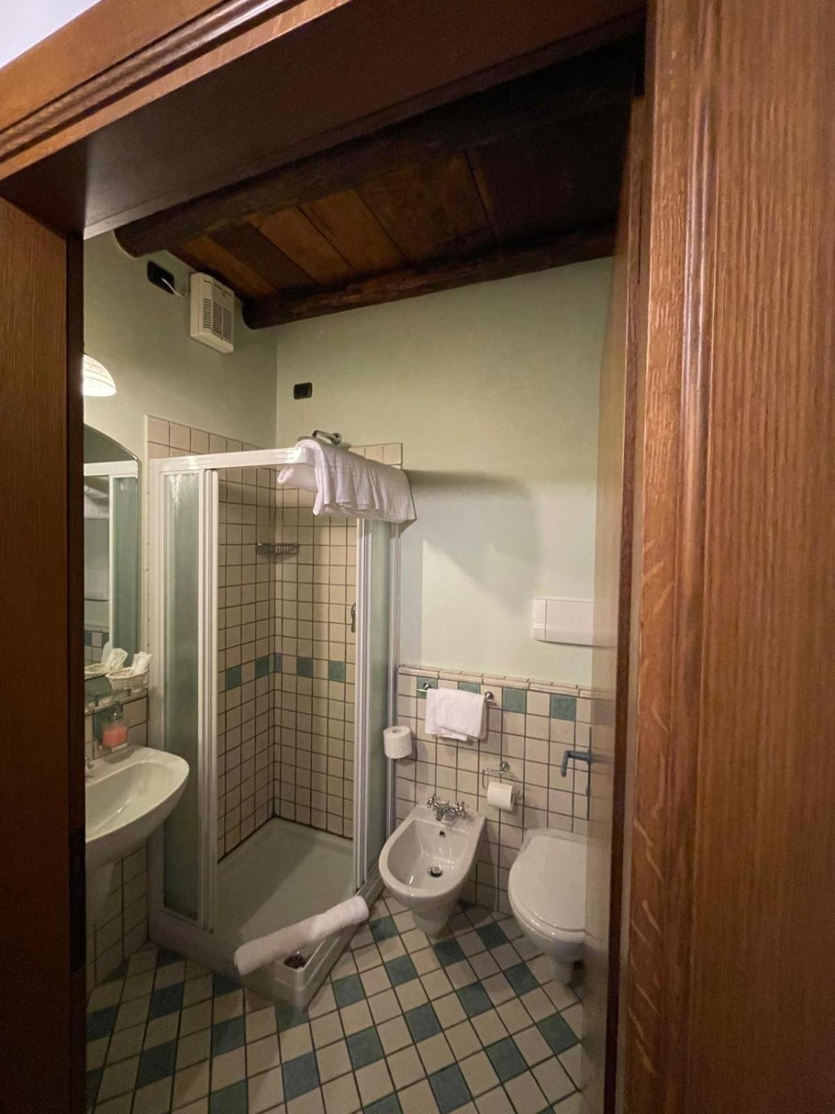 Cascina Belvedi Guest House Clanezzo Екстериор снимка